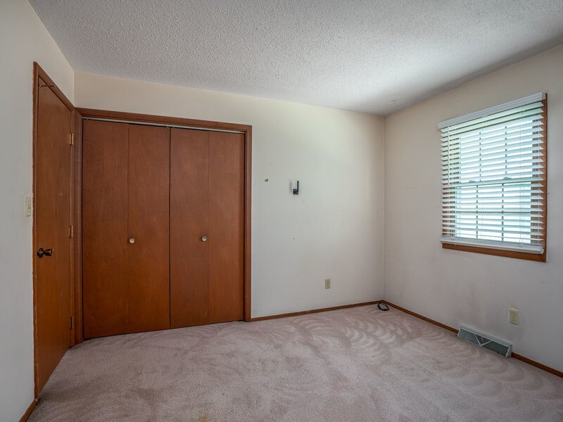 2233 Jebens Avenue Davenport IA 52804