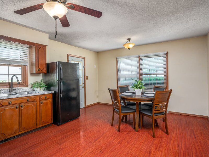 2233 Jebens Avenue Davenport IA 52804