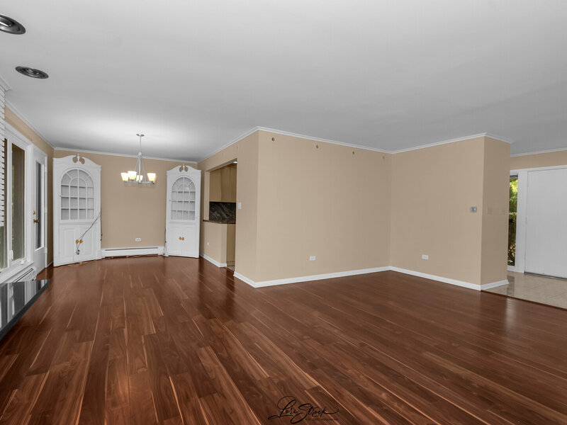 10 Clarendon Hills Road Willowbrook IL 60527