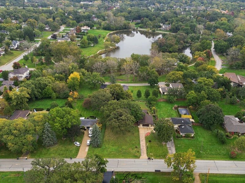 10 Clarendon Hills Road Willowbrook IL 60527