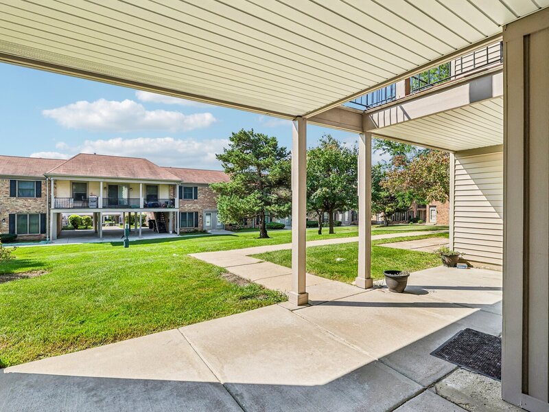 1760 Bristol Walk Hoffman Estates IL 60169