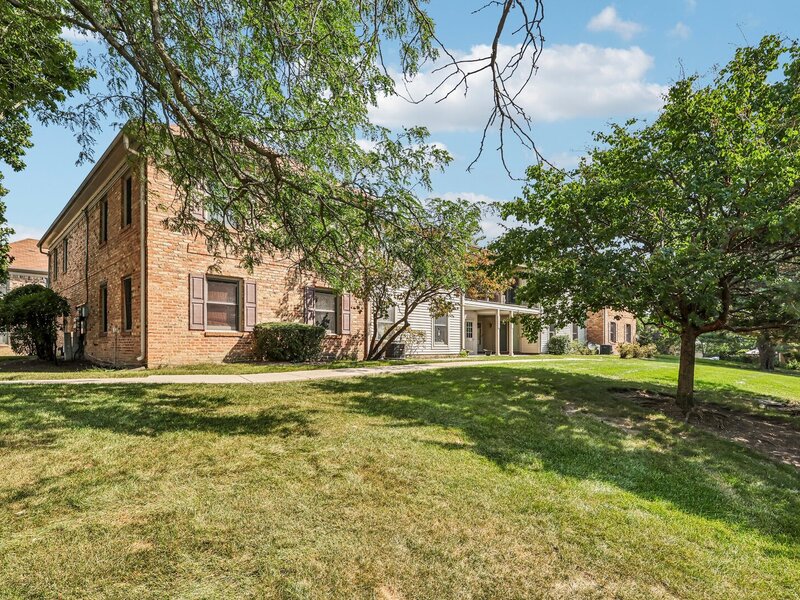 1760 Bristol Walk Hoffman Estates IL 60169