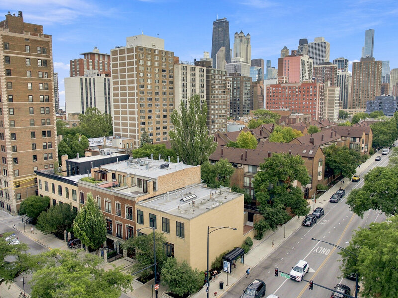 67 W Schiller Street Chicago IL 60610