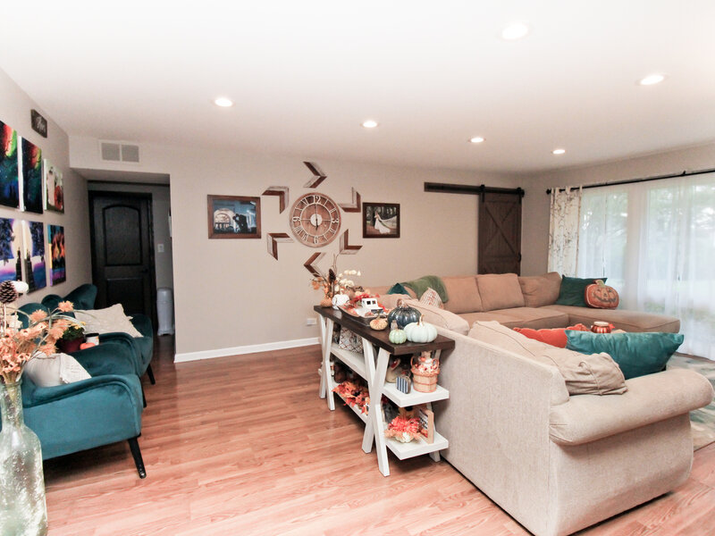 1470 Edgefield Lane Hoffman Estates IL 60169