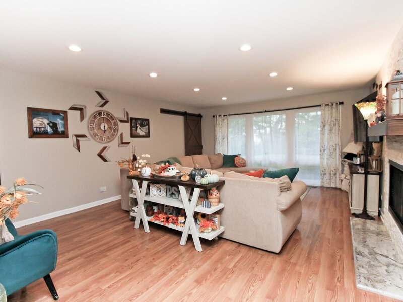 1470 Edgefield Lane Hoffman Estates IL 60169