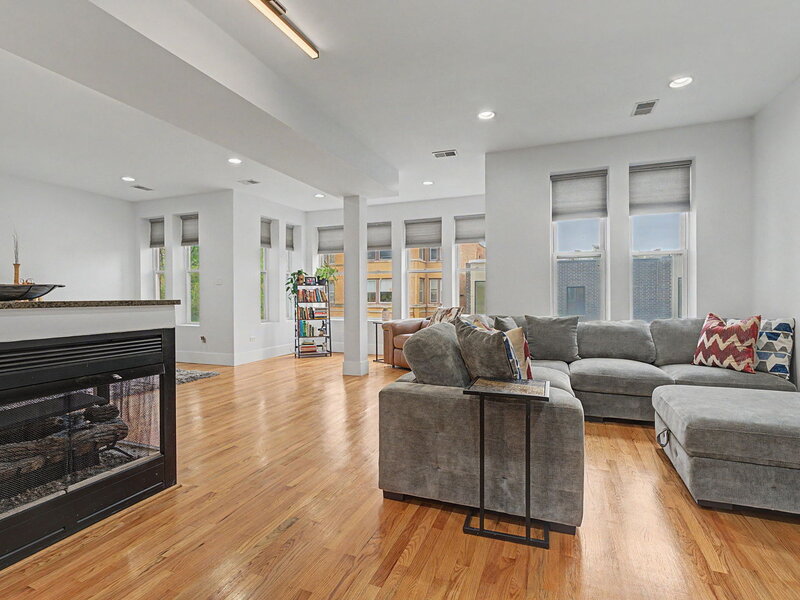 4716 S Ingleside Avenue Chicago IL 60615