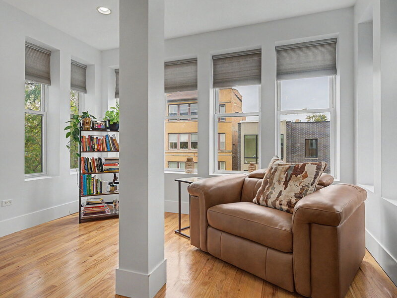 4716 S Ingleside Avenue Chicago IL 60615