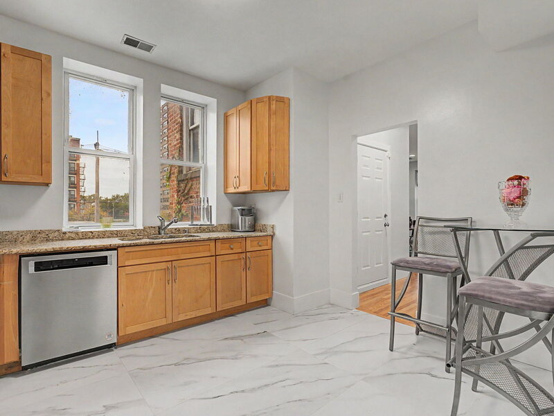4716 S Ingleside Avenue Chicago IL 60615