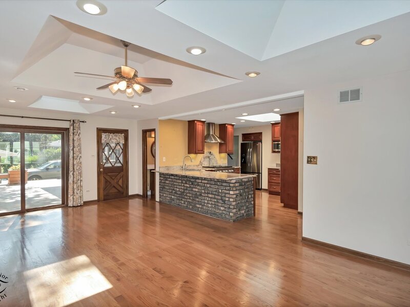 9953 S 82nd Court Palos Hills IL 60465