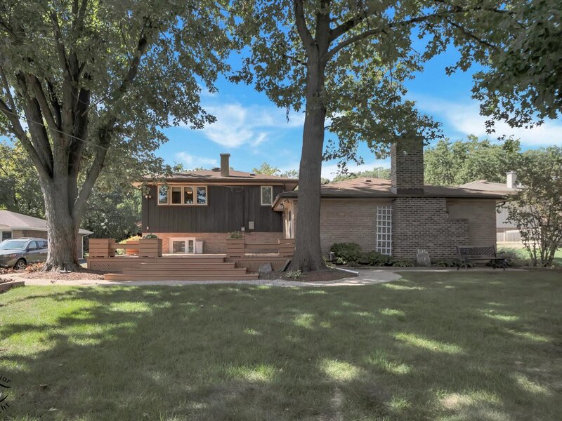 9953 S 82nd Court Palos Hills IL 60465