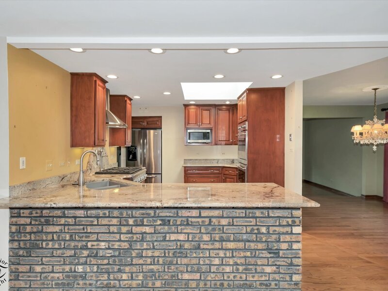 9953 S 82nd Court Palos Hills IL 60465