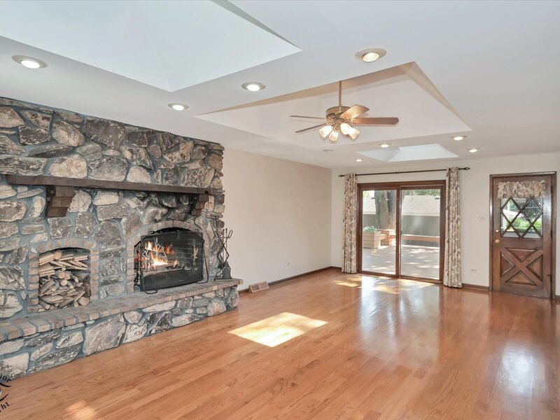 9953 S 82nd Court Palos Hills IL 60465