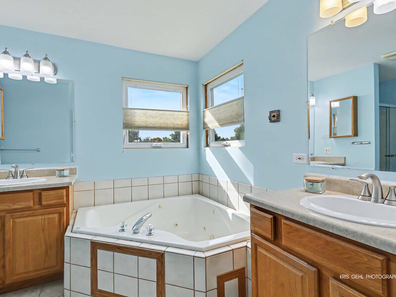 3230 Midlane Drive Wadsworth IL 60083