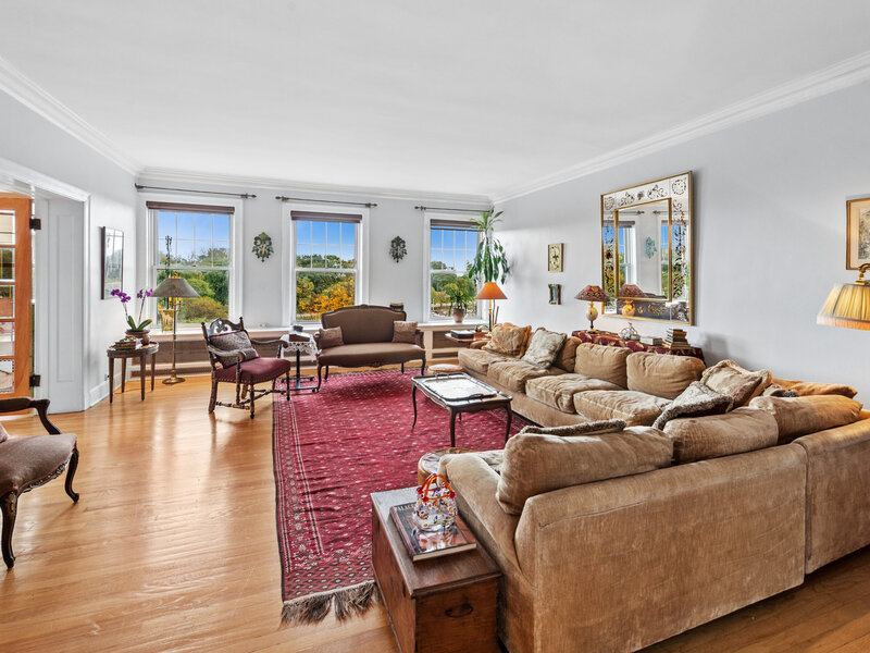 3530 N Lake Shore Drive Chicago IL 60657