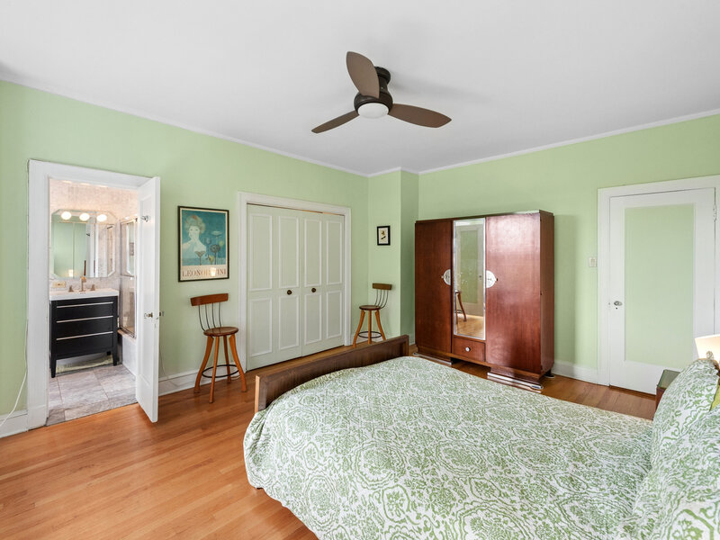 3530 N Lake Shore Drive Chicago IL 60657