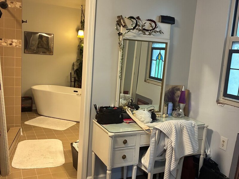 5381 N Bowmanville Avenue Chicago IL 60625