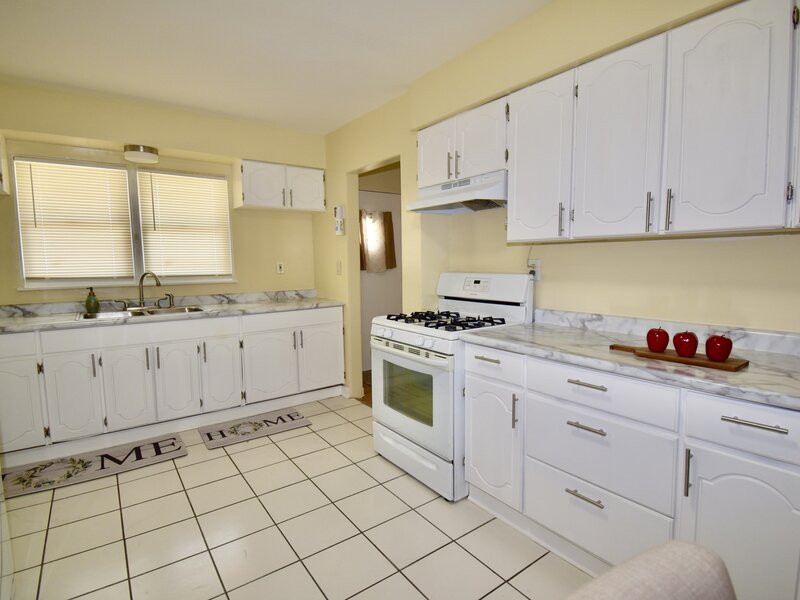 1645 Jackson Street North Chicago IL 60064