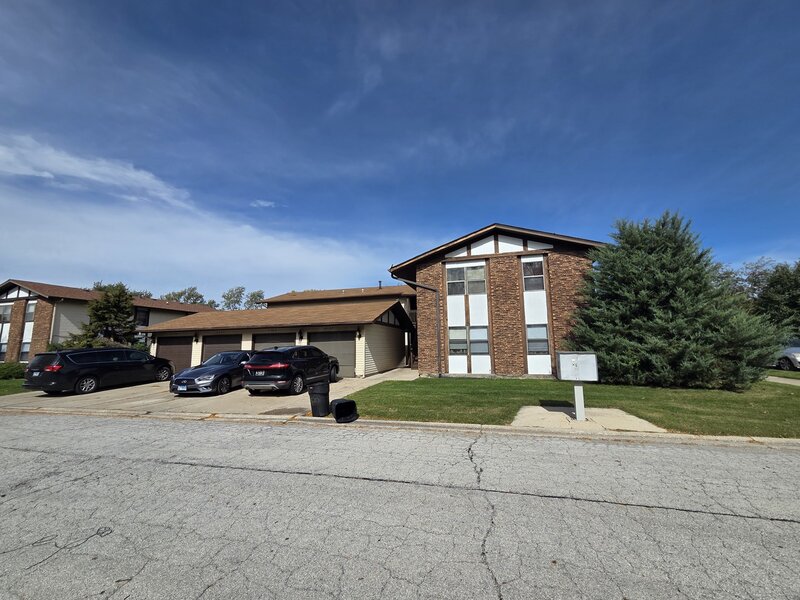 4122 193rd Street Country Club Hills IL 60478