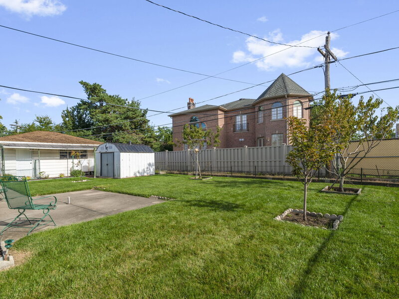 8051 W Leland Avenue Norridge IL 60706
