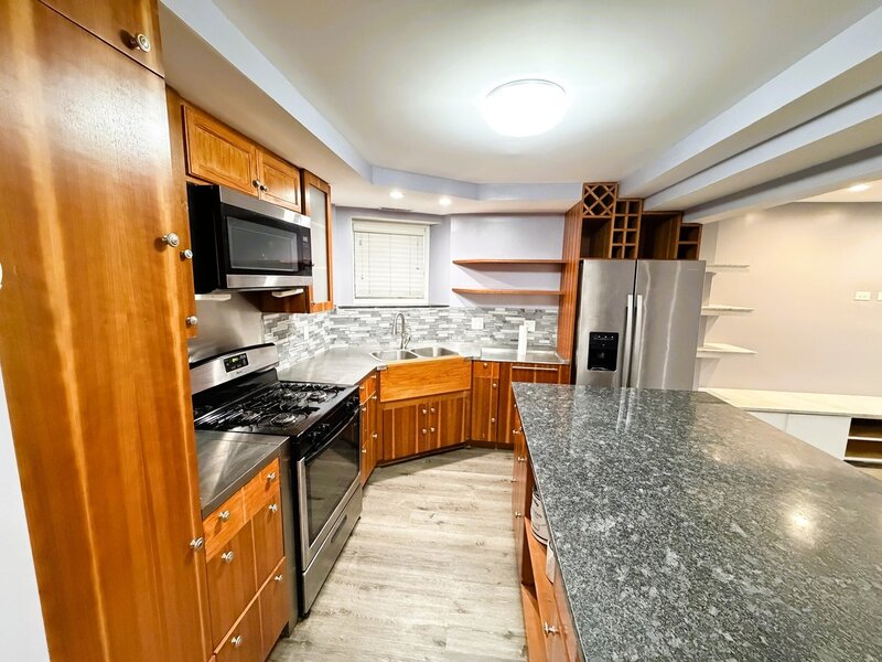 4011 N Kenmore Avenue Chicago IL 60613