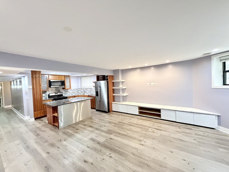 4011 N Kenmore Avenue Chicago IL 60613