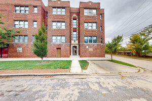 Photo of 904 S Elmwood Avenue Oak Park IL 60304 Unit 3
