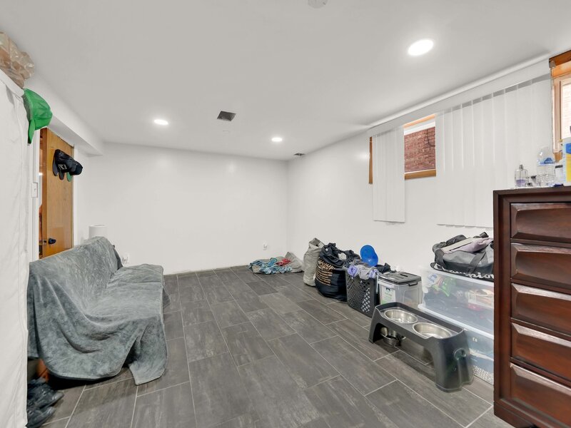 3719 W 66th Place Chicago IL 60629