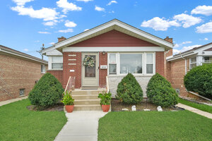 Photo of 3719 W 66th Place Chicago IL 60629