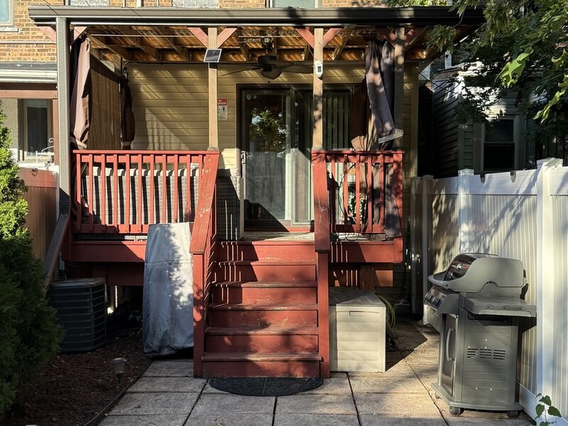 6319 S Long Avenue Chicago IL 60638