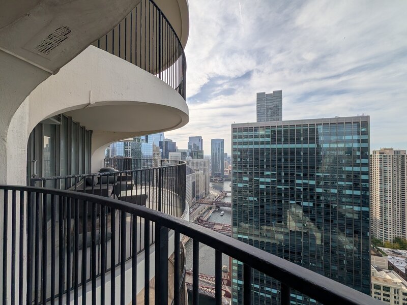 300 N State Street Chicago IL 60654