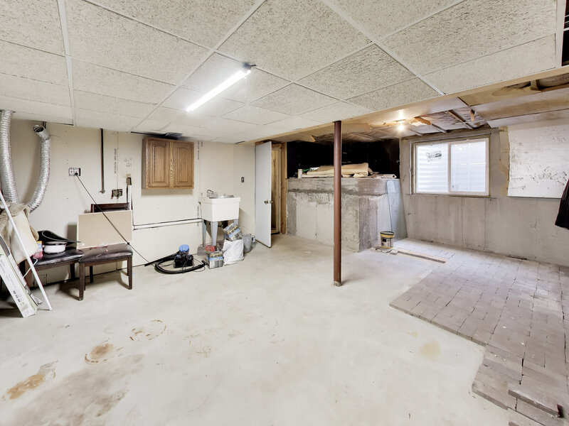 63 Lockman Circle Elgin IL 60123