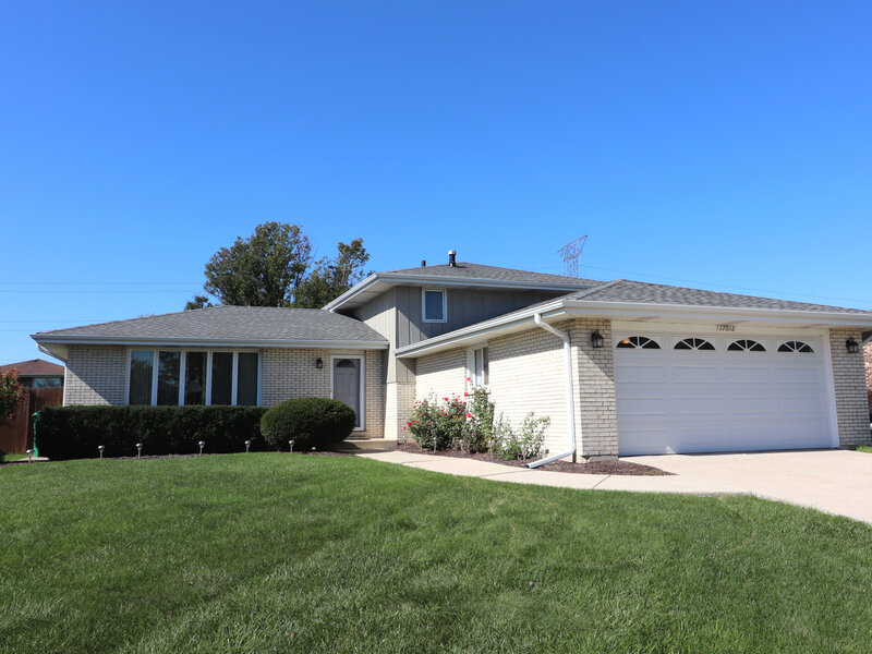 17012 Grissom Drive Tinley Park IL 60477
