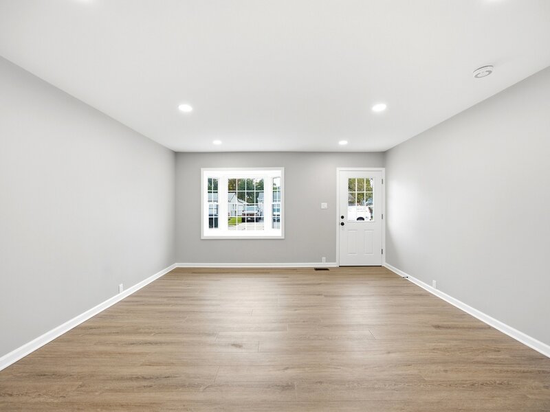 512 Concord Avenue Romeoville IL 60446