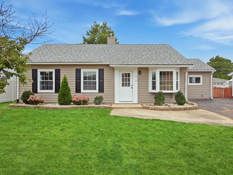 512 Concord Avenue Romeoville IL 60446