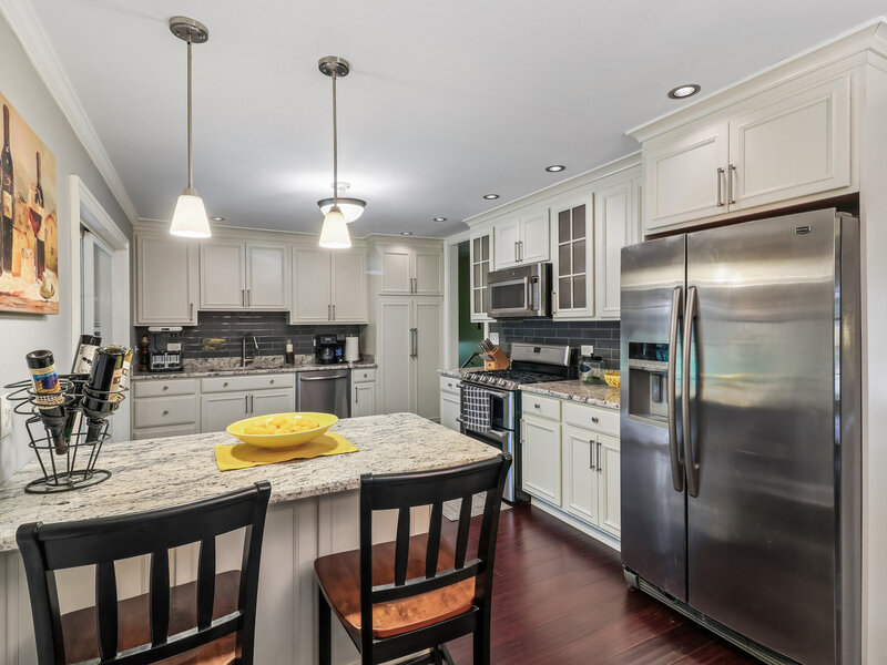 6 Bridlespur Drive Naperville IL 60540