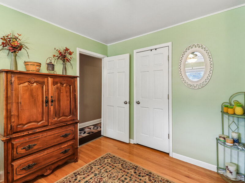 6 Bridlespur Drive Naperville IL 60540
