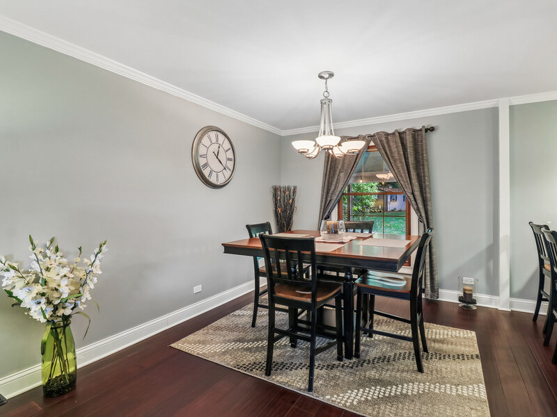 6 Bridlespur Drive Naperville IL 60540