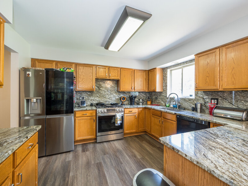 2734 Imperial Valley Trail Aurora IL 60503
