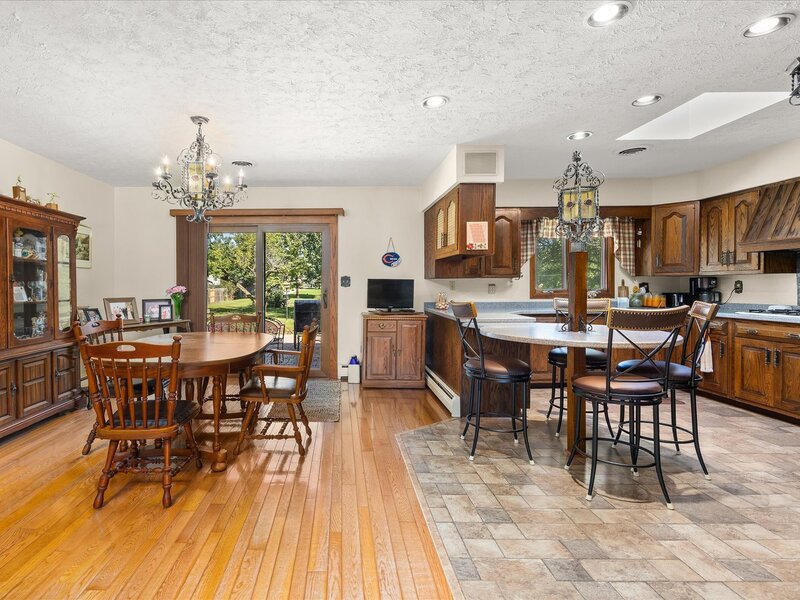 1426 E Kent Street Streator IL 61364