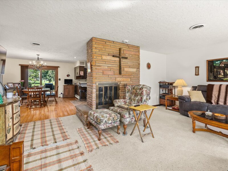 1426 E Kent Street Streator IL 61364