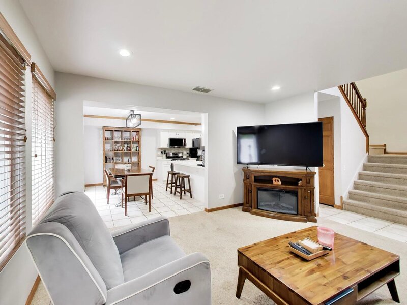 408 Locksley Drive Streamwood IL 60107