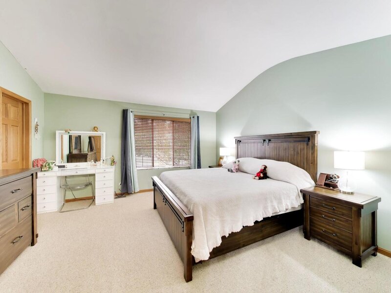 408 Locksley Drive Streamwood IL 60107