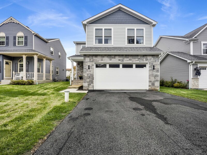 23455 N Overhill Drive Lake Zurich IL 60047
