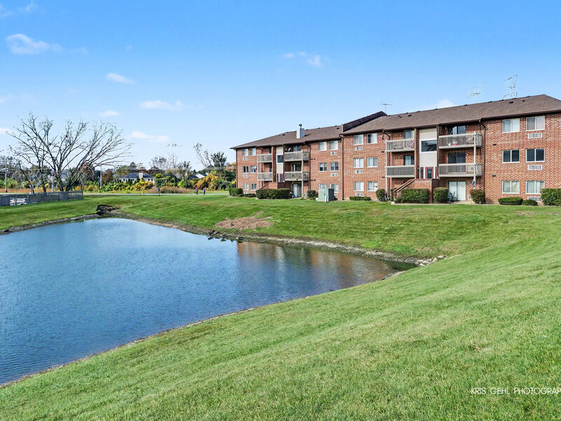 960 N Lakeside Drive Vernon Hills IL 60061