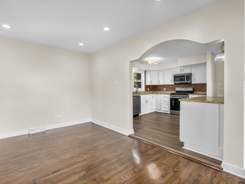 17061 Evans Drive South Holland IL 60473