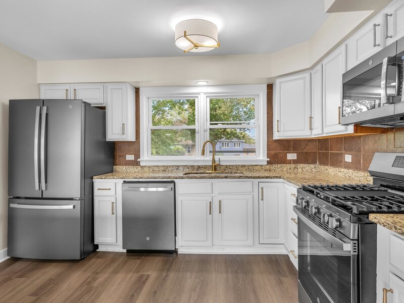 17061 Evans Drive South Holland IL 60473