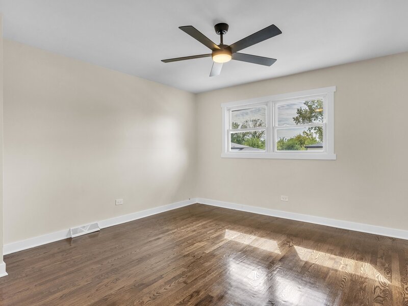 17061 Evans Drive South Holland IL 60473
