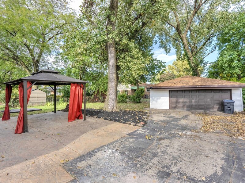 17061 Evans Drive South Holland IL 60473