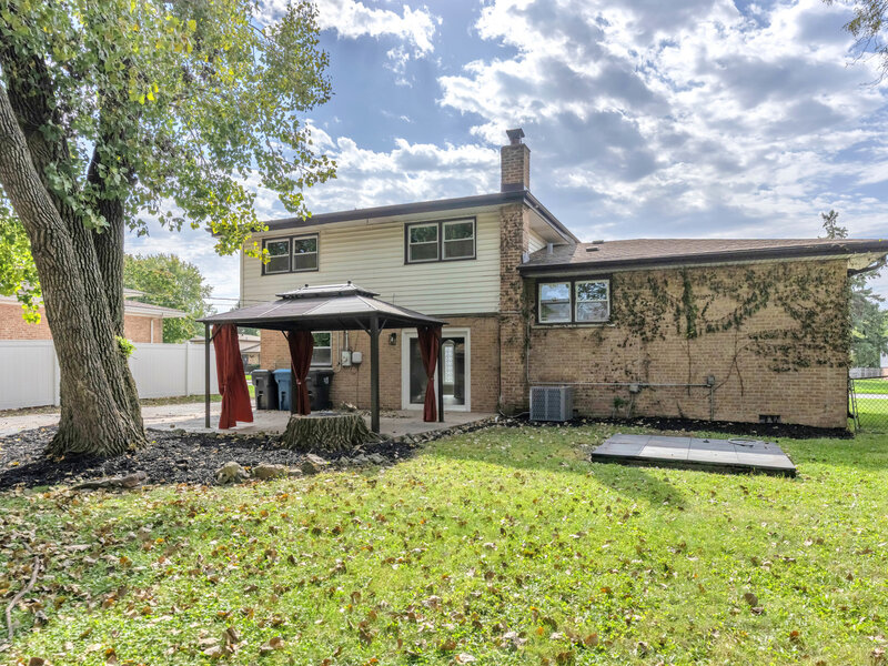 17061 Evans Drive South Holland IL 60473