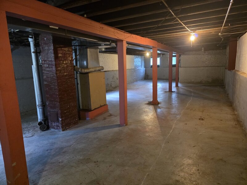 8621 S Marquette Avenue Chicago IL 60617